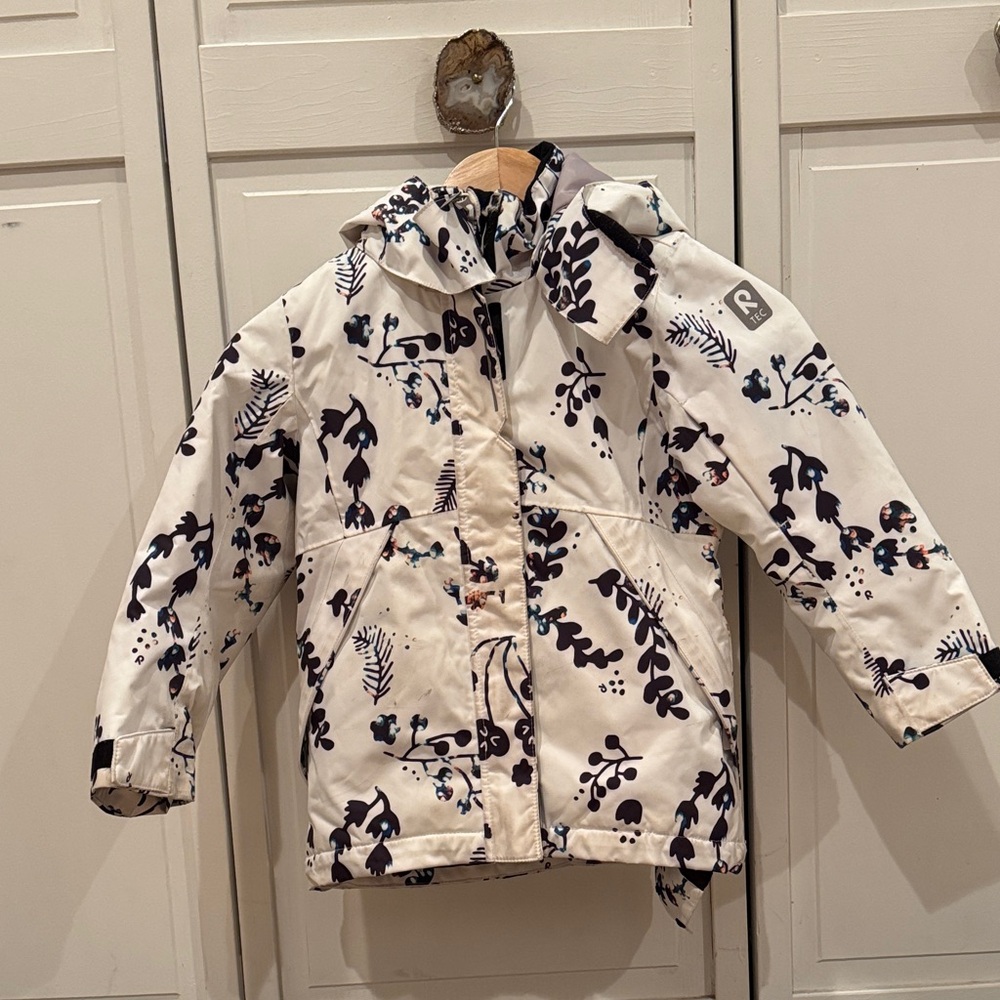 Reima girls ski coat, size 5